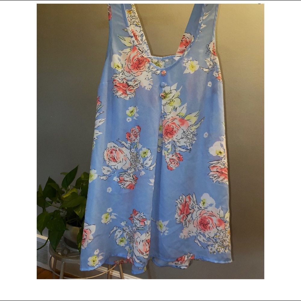 Candie’s blouse